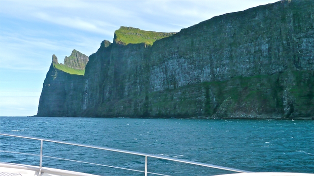 Bird cliffs at Hornbjarg - 1760 ft high