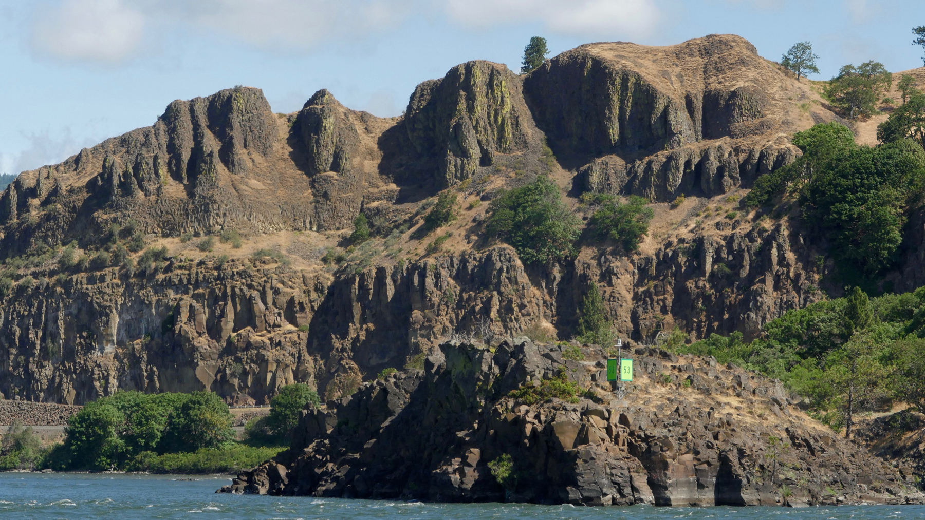 Columbia River shoreline