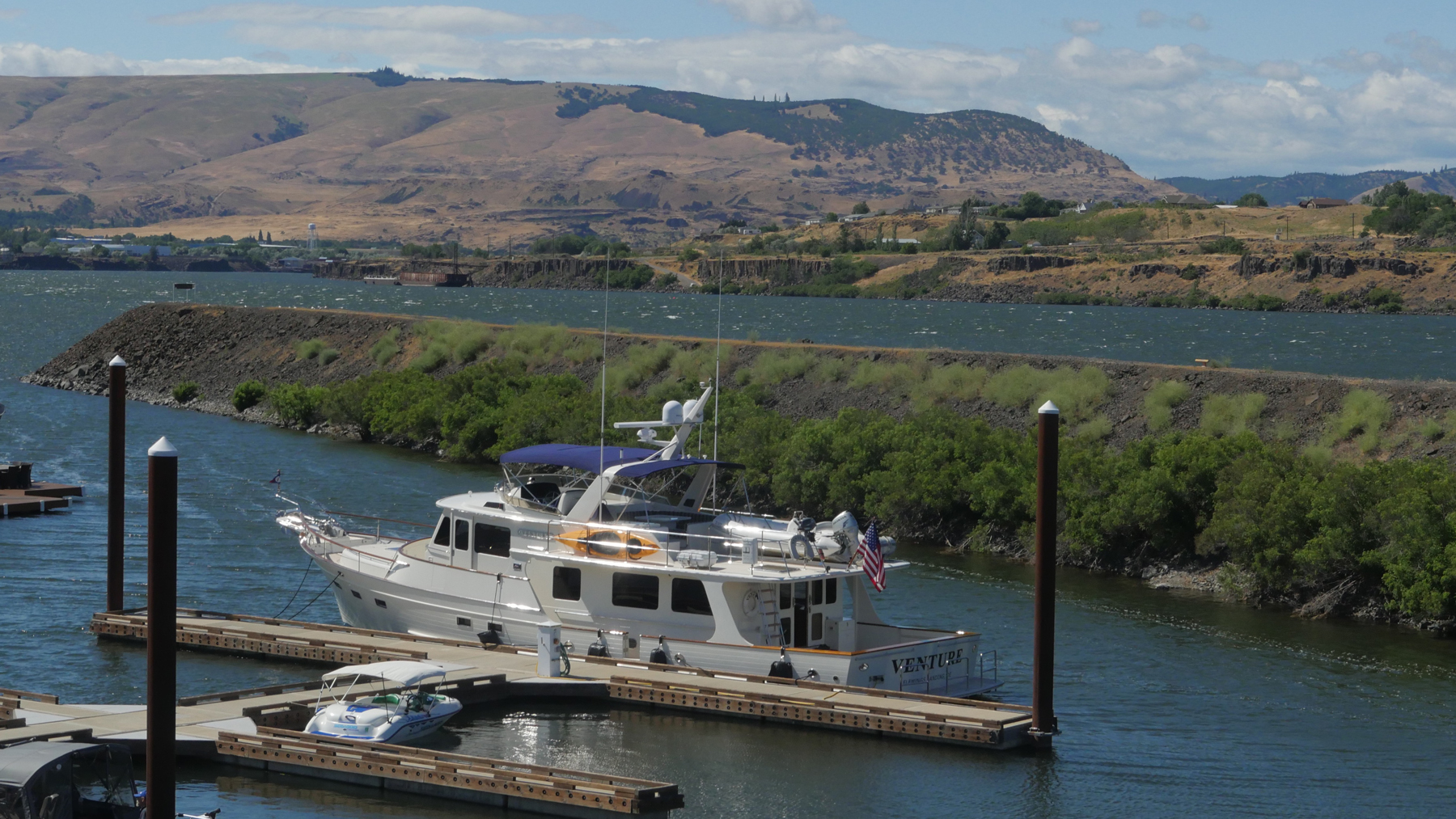 The Dalles marina
