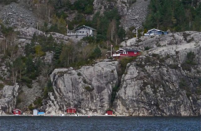 Houses in Lysefjord